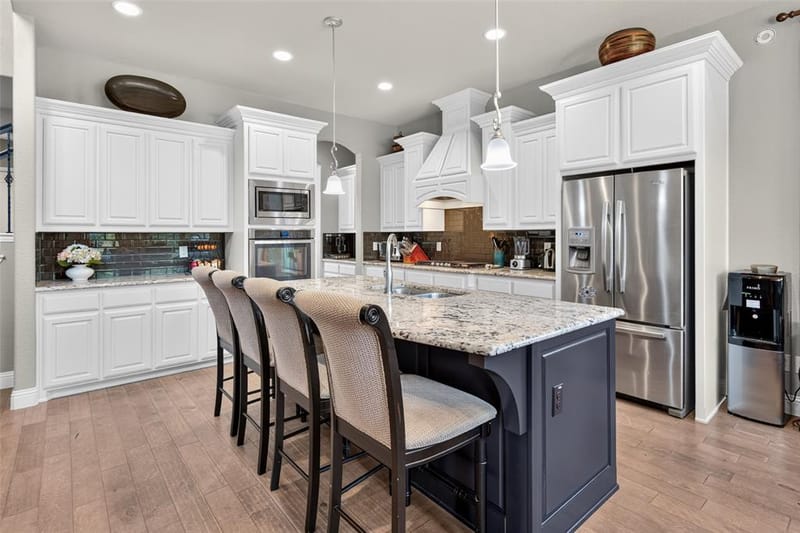 2705 Sky Ridge Road, Arlington TX 76001 - Photo 13