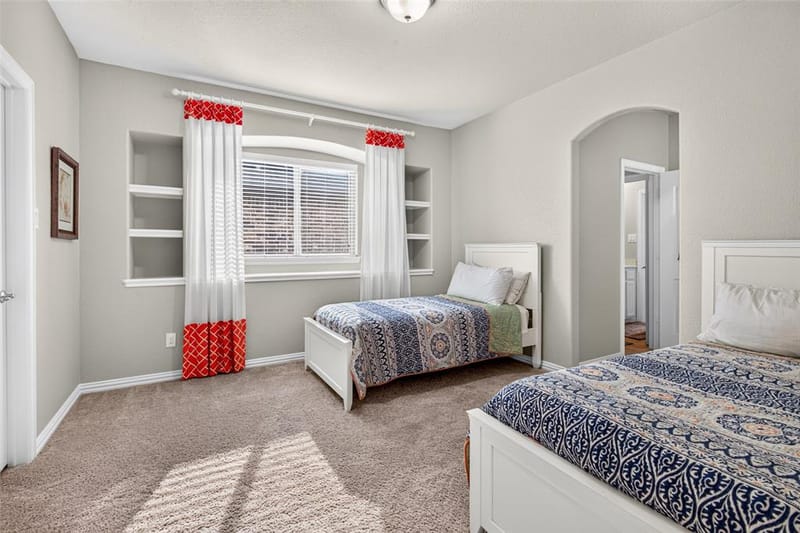 2705 Sky Ridge Road, Arlington TX 76001 - Photo 33