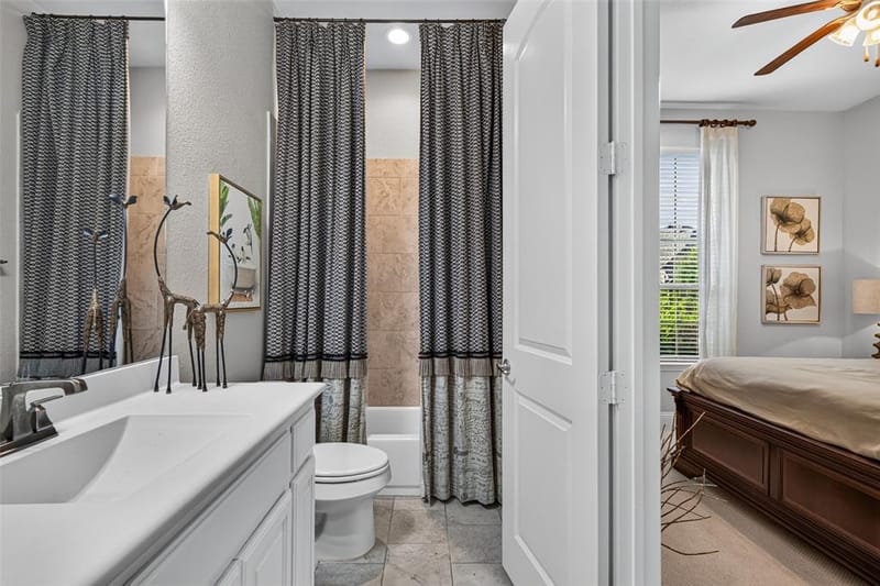 2705 Sky Ridge Road, Arlington TX 76001 - Photo 11