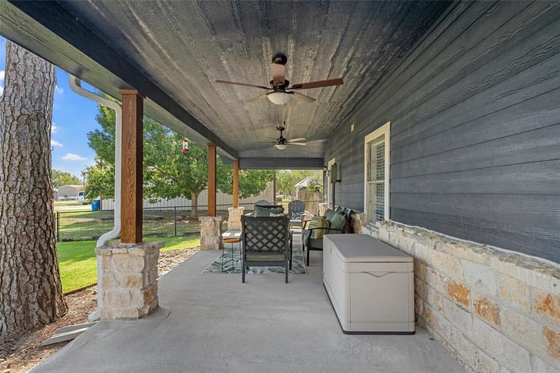 111 N Morgan Street W, Mount Calm TX 76673 - Photo 18