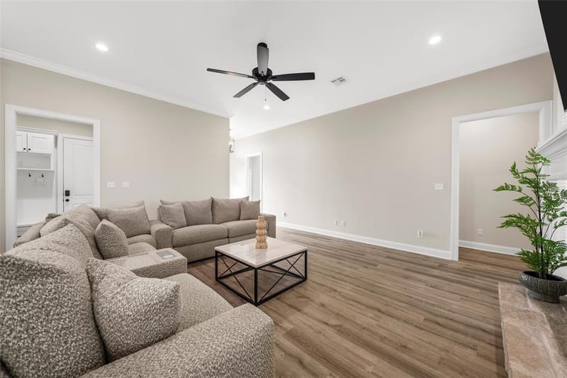 10201 Castleberry Lane, Waco TX 76712 - Photo 5