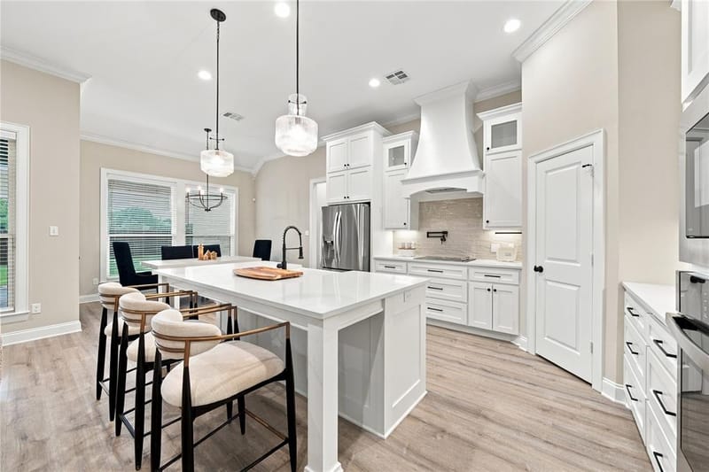 10201 Castleberry Lane, Waco TX 76712 - Photo 9