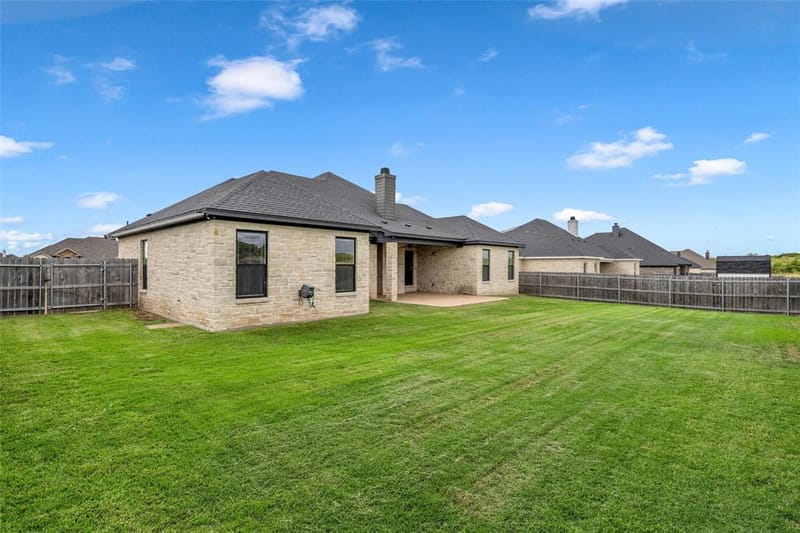 10201 Castleberry Lane, Waco TX 76712 - Photo 33