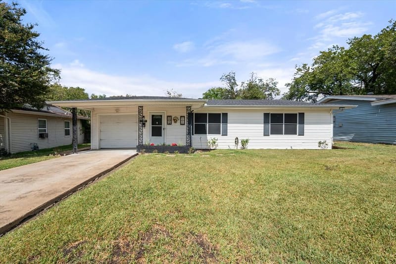 1725 Grace Street, Arlington TX 76010 - Photo 23
