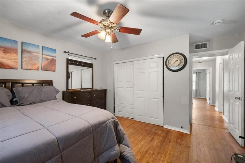 1725 Grace Street, Arlington TX 76010 - Photo 14