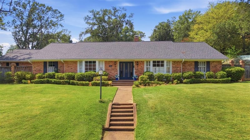 2725 Pecan Drive, Tyler TX 75701