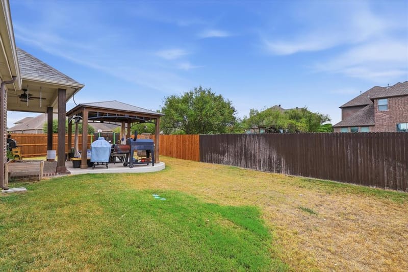 616 Seabourne Drive, Saginaw TX 76179 - Photo 32