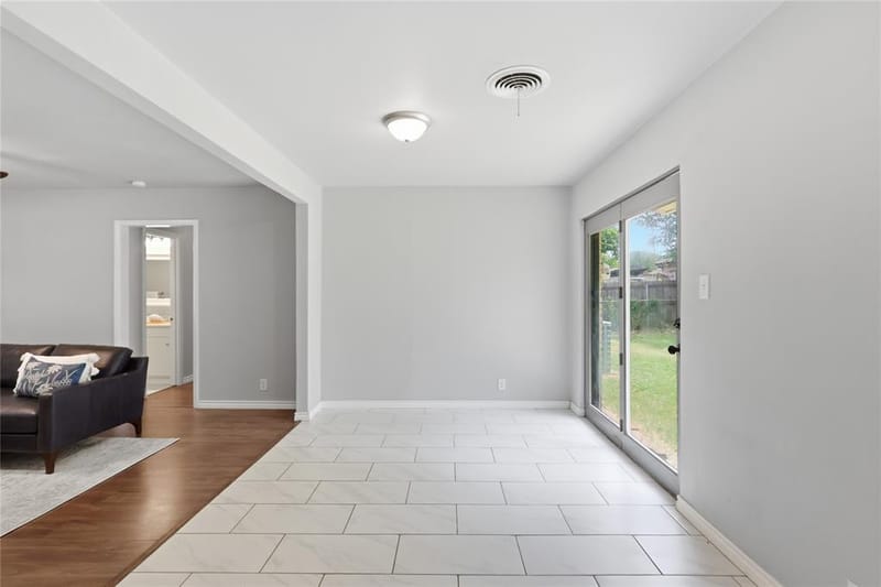 2114 Brookshire Street, Arlington TX 76010 - Photo 7