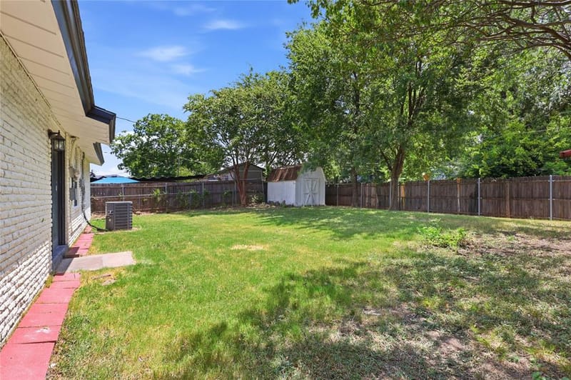 2114 Brookshire Street, Arlington TX 76010 - Photo 24