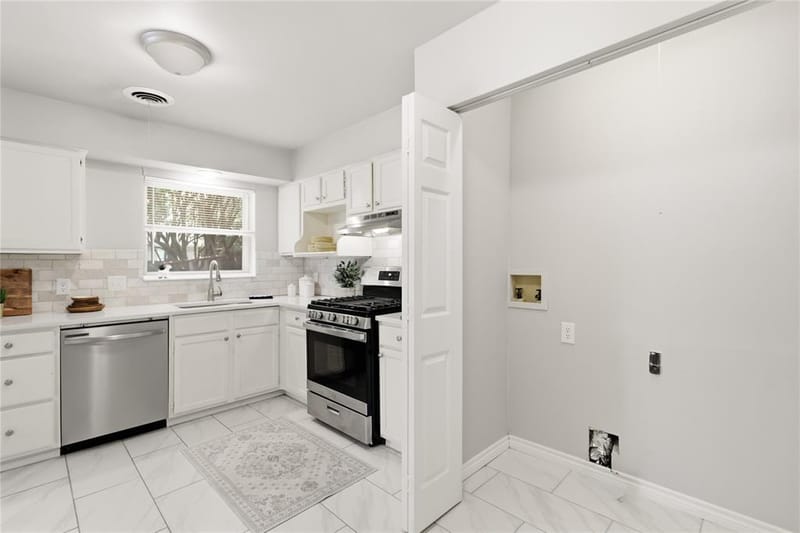 2114 Brookshire Street, Arlington TX 76010 - Photo 15