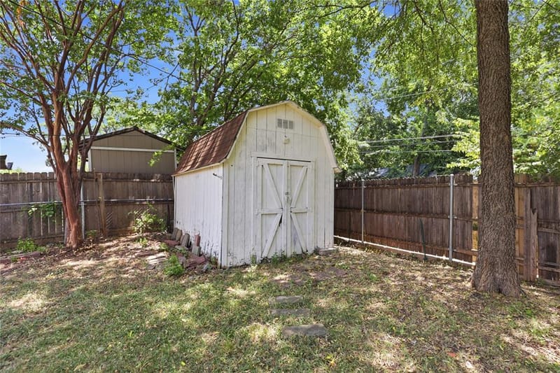 2114 Brookshire Street, Arlington TX 76010 - Photo 25