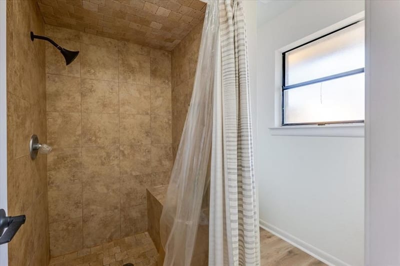 8105 Ravenswood Road, Granbury TX 76049 - Photo 15