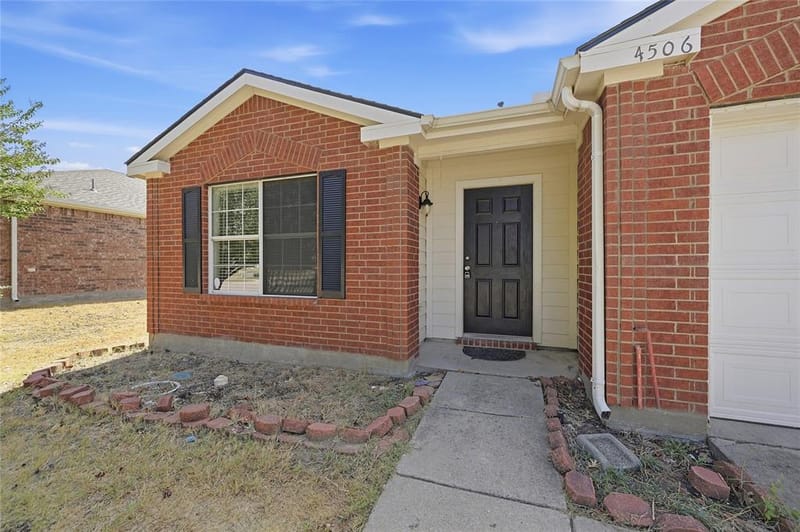 4506 Falcon Drive, Sherman TX 75092 - Photo 3