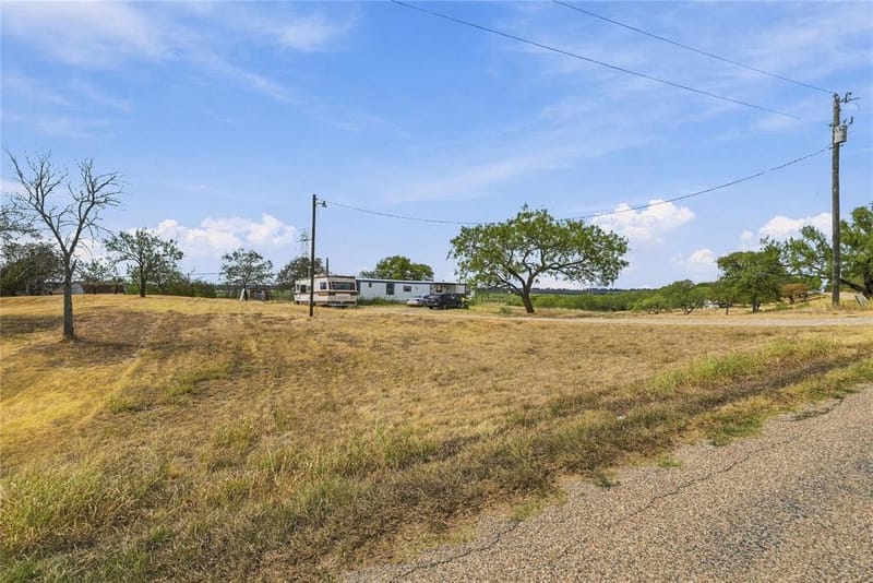 252 Mesa Road, Waxahachie TX 75167 - Photo 3