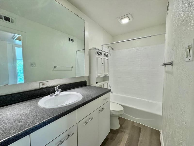 4347 Dickason Avenue # 207, Dallas TX 75219 - Photo 11