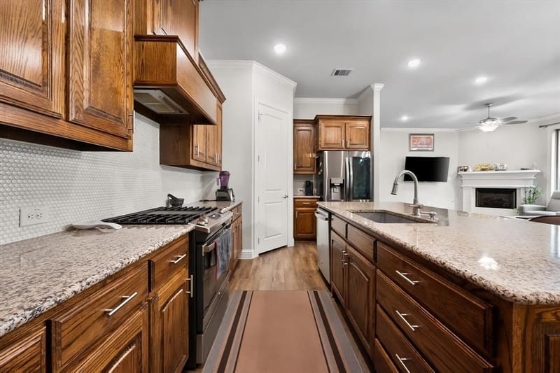 9364 Sunrise Trail, Fort Worth TX 76118 - Photo 10