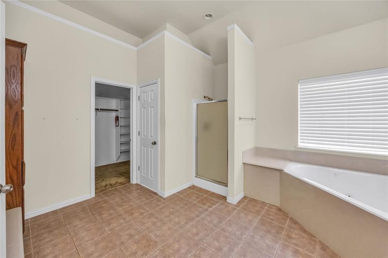 706 Meadowview, Cleburne TX 76033 - Photo 36