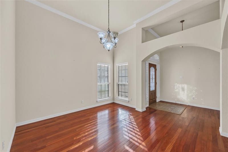 706 Meadowview, Cleburne TX 76033 - Photo 5