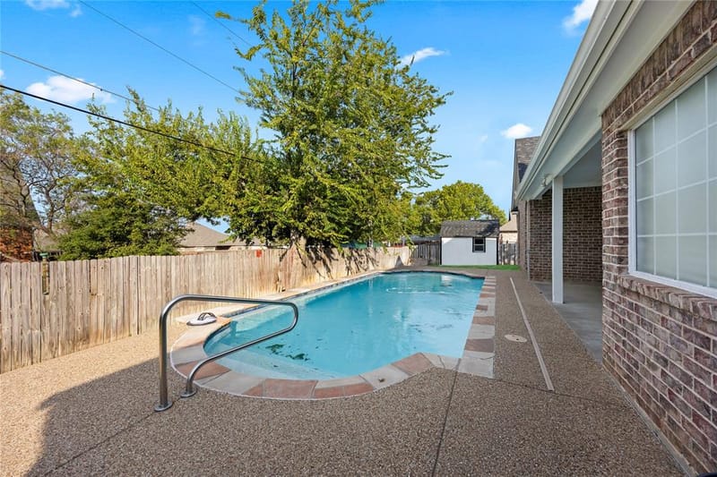 706 Meadowview, Cleburne TX 76033 - Photo 40