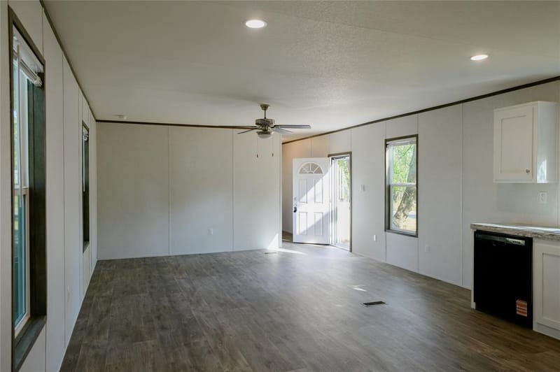 316 S Main Street, Sadler TX 76264 - Photo 9