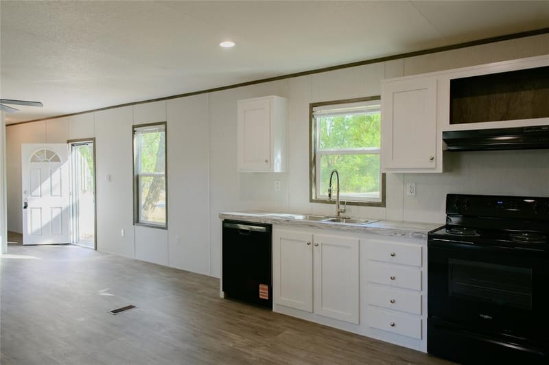 316 S Main Street, Sadler TX 76264 - Photo 10