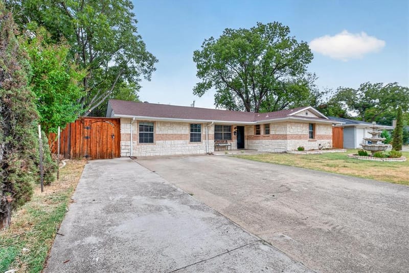 2983 Amber Lane, Farmers Branch TX 75234 - Photo 11