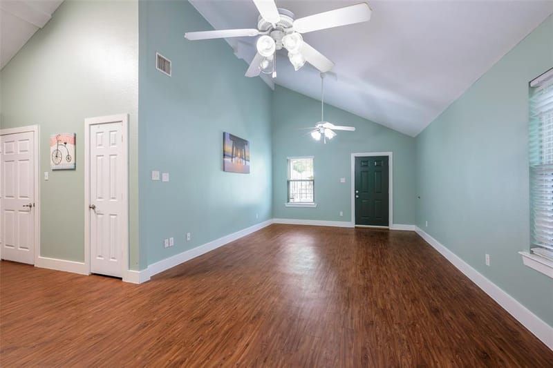 1226 E Woodin Boulevard, Dallas TX 75216 - Photo 11
