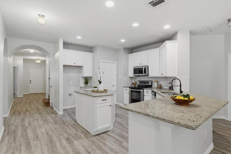2012 Bridgeport Drive, Providence Village TX 76227 - Photo 5