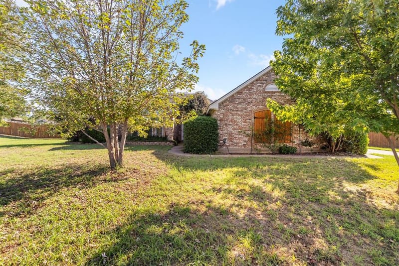 2609 Castle Road, Burleson TX 76028 - Photo 3