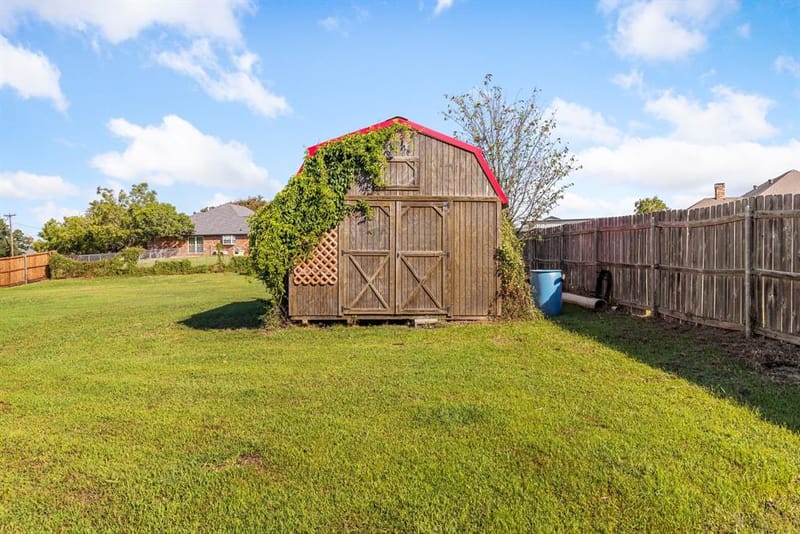 2609 Castle Road, Burleson TX 76028 - Photo 28
