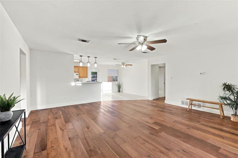 304 Sage Trail, Springtown TX 76082 - Photo 6