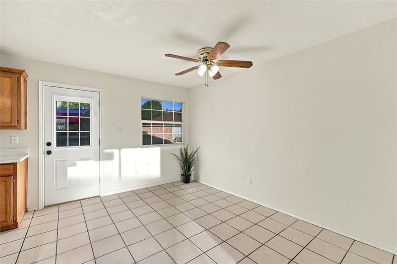 304 Sage Trail, Springtown TX 76082 - Photo 11