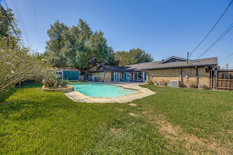6401 Stonewall Street, Greenville TX 75402 - Photo 37