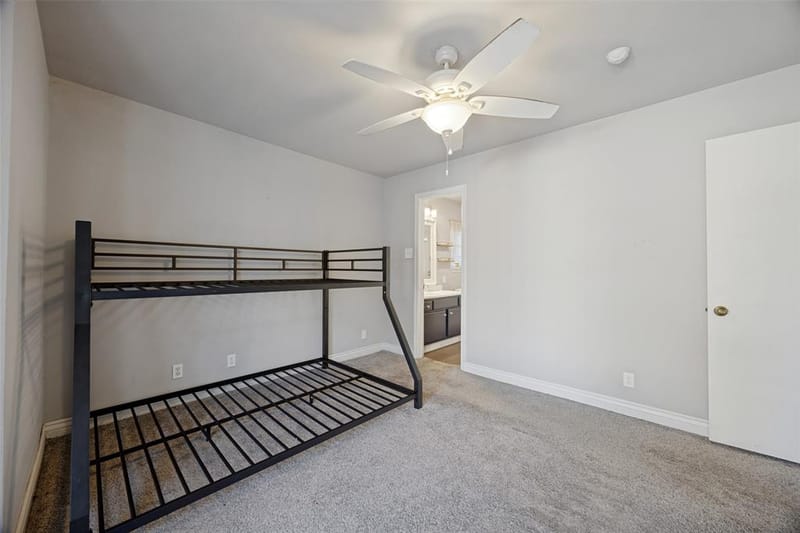 6401 Stonewall Street, Greenville TX 75402 - Photo 21