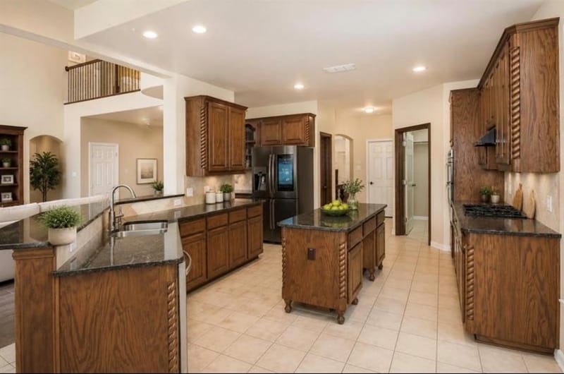 2719 Explorador, Grand Prairie TX 75054 - Photo 9