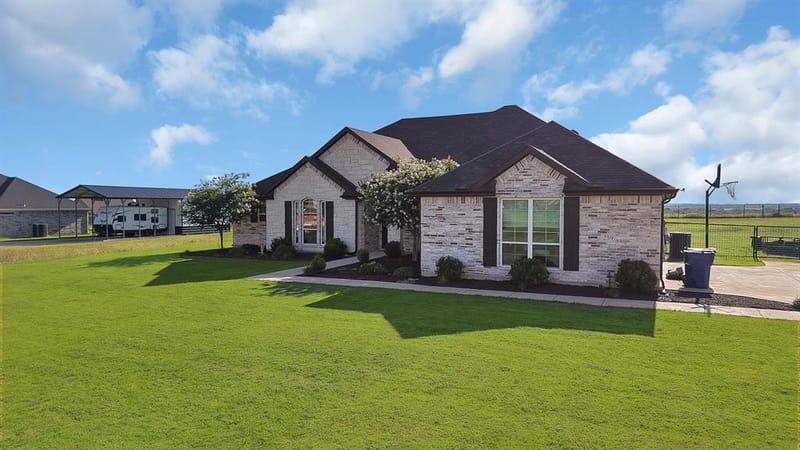 259 Durning Road, Van Alstyne TX 75495 - Photo 2