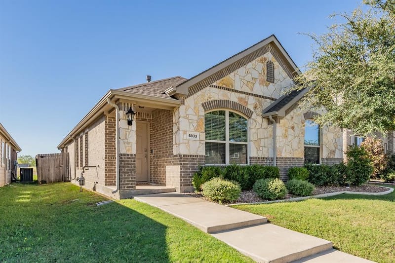 5833 Dew Plant Way, Fort Worth TX 76123 - Photo 5