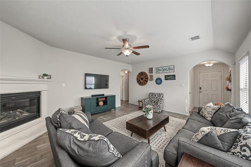 5833 Dew Plant Way, Fort Worth TX 76123 - Photo 9