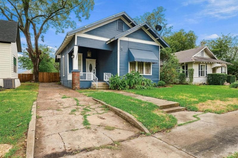 806 W Gandy Street, Denison TX 75020