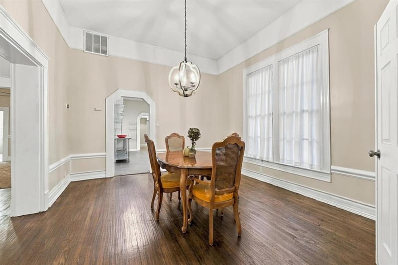 806 W Gandy Street, Denison TX 75020 - Photo 10