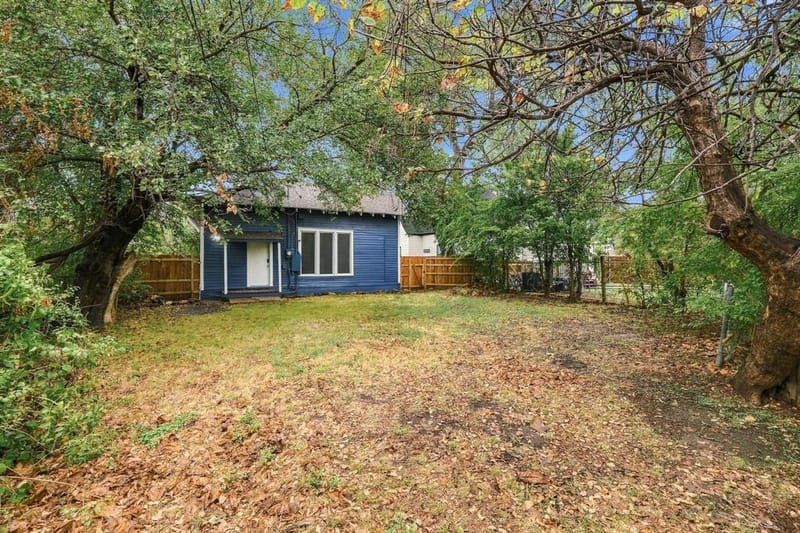 806 W Gandy Street, Denison TX 75020 - Photo 31