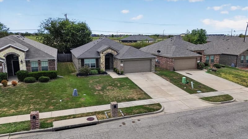 1413 Thibodaux Drive, Greenville TX 75402 - Photo 29