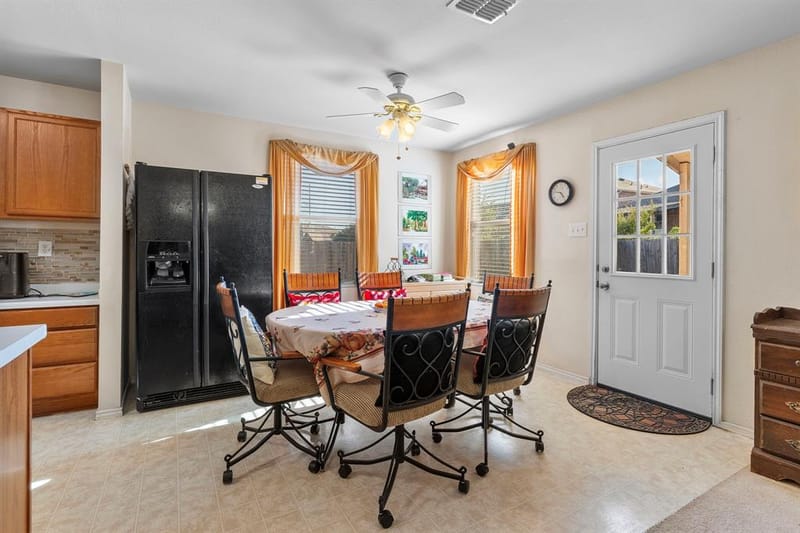 6308 St James Place, Denton TX 76210 - Photo 12