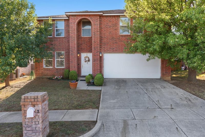 6308 St James Place, Denton TX 76210