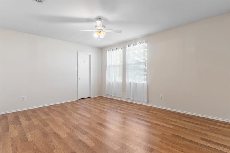 6308 St James Place, Denton TX 76210 - Photo 28