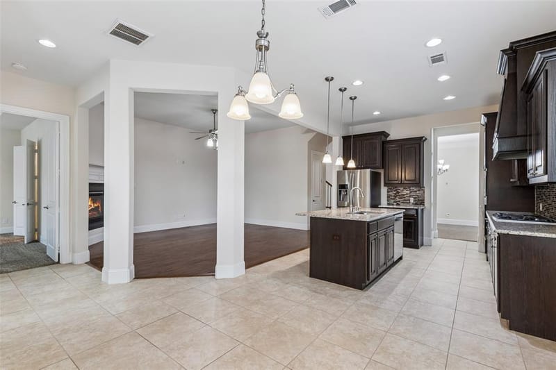 2707 Point Vista Drive, Lewisville TX 75067 - Photo 12