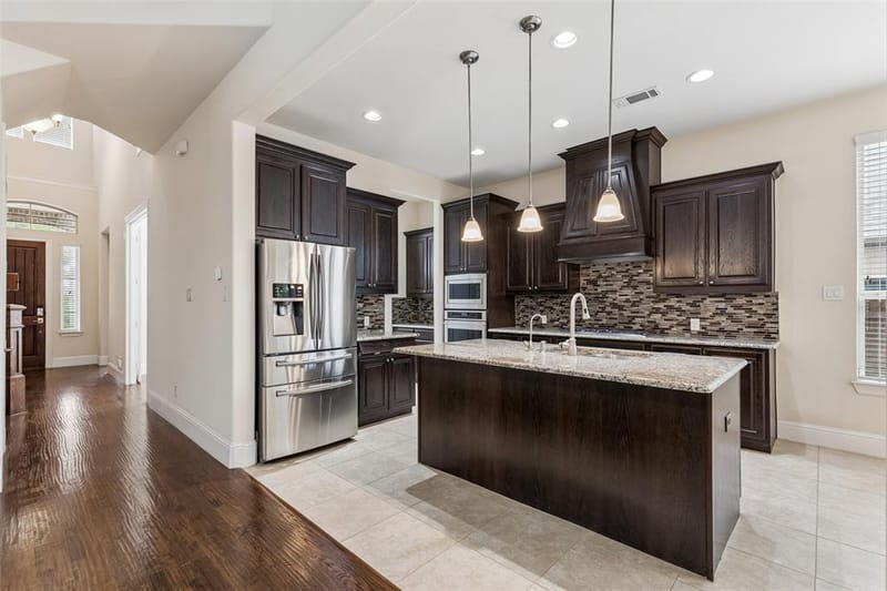 2707 Point Vista Drive, Lewisville TX 75067 - Photo 9