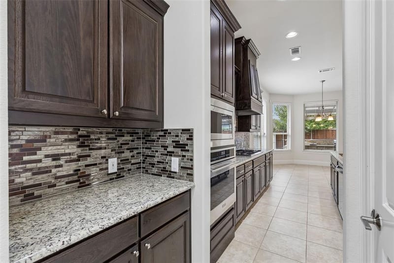 2707 Point Vista Drive, Lewisville TX 75067 - Photo 11