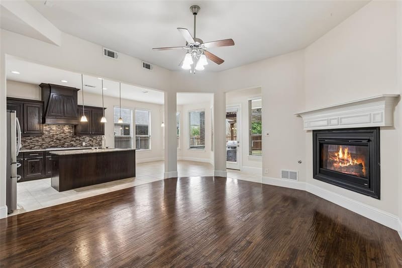 2707 Point Vista Drive, Lewisville TX 75067 - Photo 4