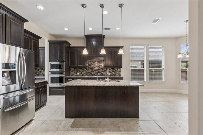 2707 Point Vista Drive, Lewisville TX 75067 - Photo 8